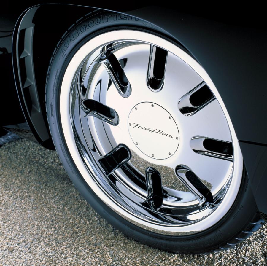  Ford Forty Nine Concept 2001 года  (фото 5 из 29)